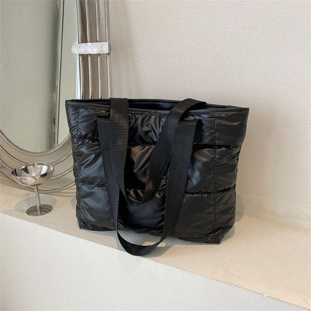 Designer Bag Fashion Ladies Tote Handbags Large Capacity Cotton Padded Shopping Bag Rhombus Portable Handbag Quilted Solid For Leisure Travel