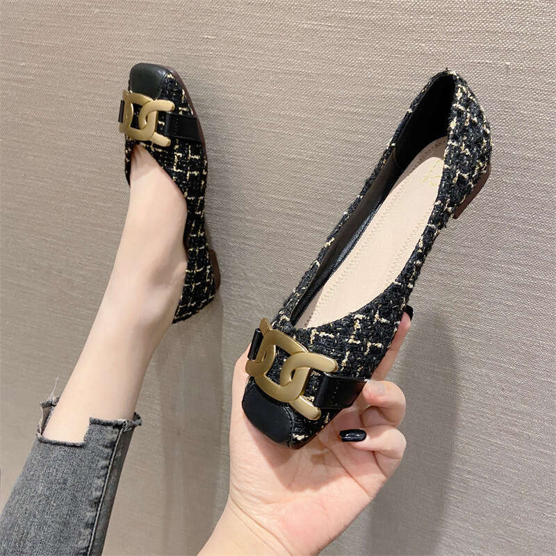 2023 Spring New Women's Head Cloth Metal Buckle Flat Color Blocked Surface Light Mouth Small Fragrant Style Single Shoes