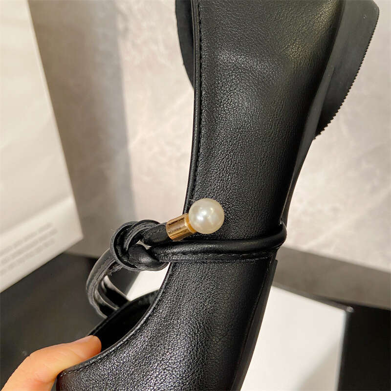 Fairy Style Gentle Shallow Mouth Single Women's Korean Version Spring New Item Pearl Leather Soft Sole Side Hollow Pointed Flat Bottom Scoop Shoe