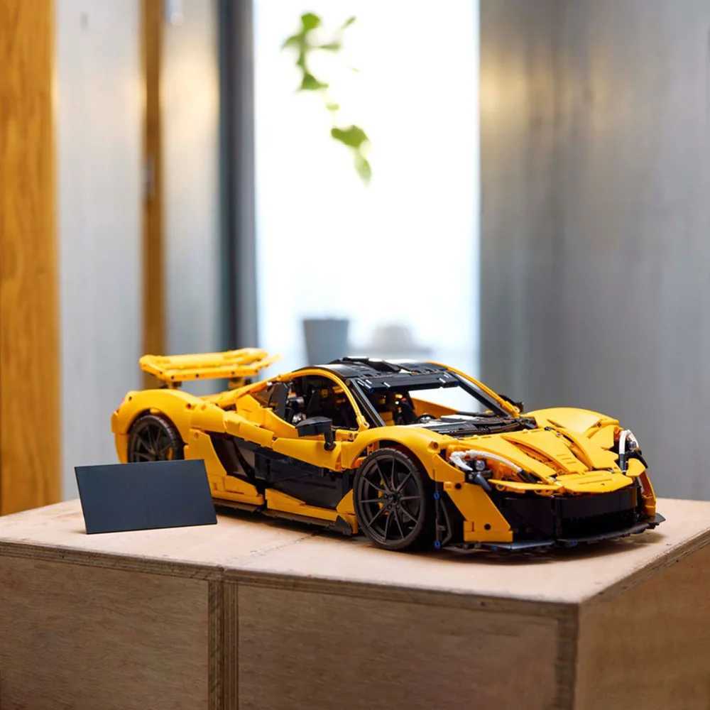 Blocks 2024 New P1 Super Racing Car Model Building Blocks 1 8 Assembly Set Bricks Technical Toys For Children Christmas GiftsY241105KUGR
