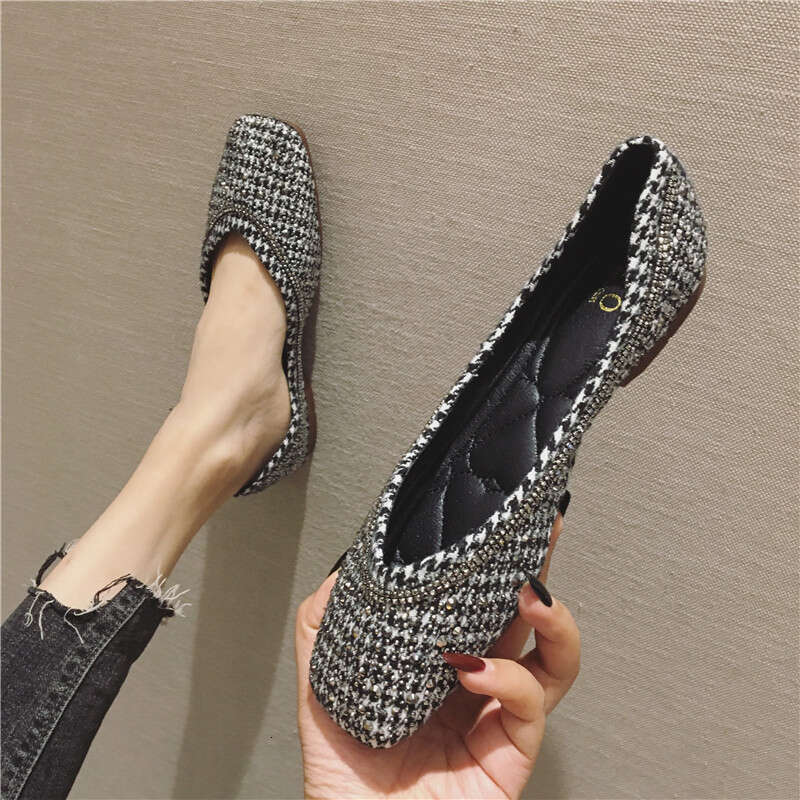 2023 Spring/Summer New Casual Daily Cloth Face Single Fashion Shallow Mouth Square Head Large Flat Bottom Bean Women's Shoes