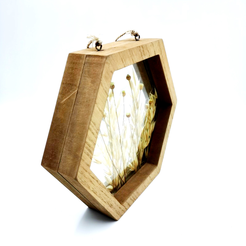 Artisan-Crafted Floral Display - Wooden Frame Pendant with Dry Flowers