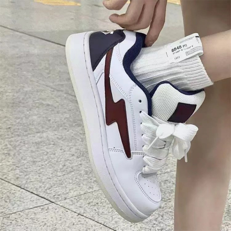 Chic Light Gray Little Red Lightning Female Skater Shoes Durable Thick-Soled Casual Design