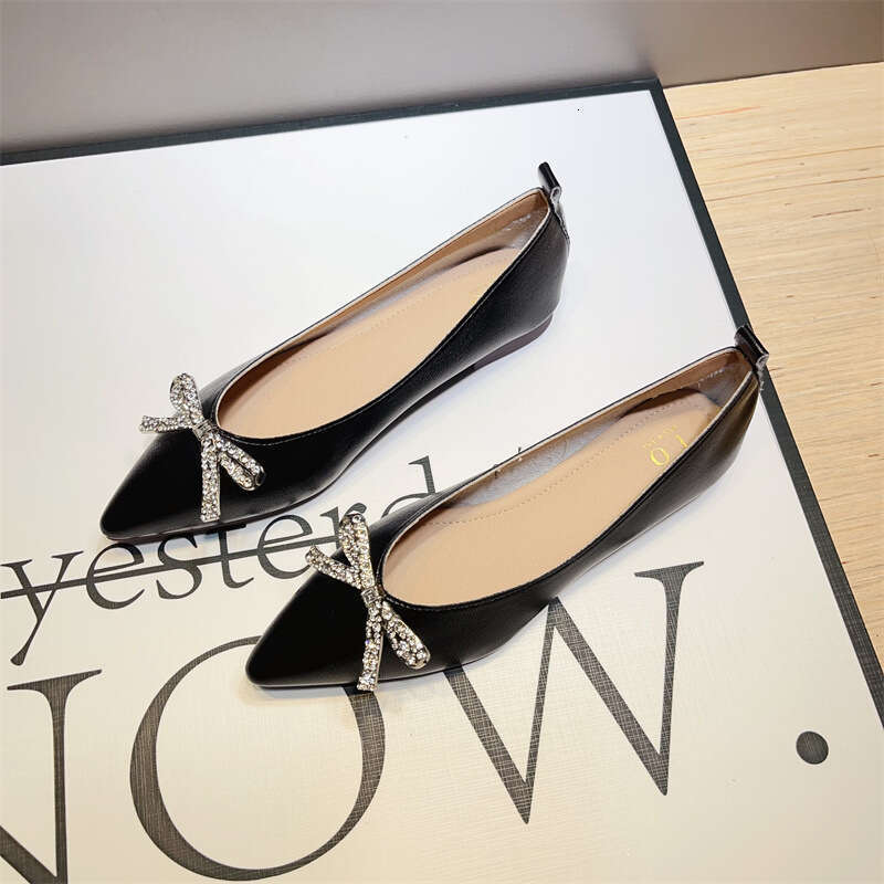 Korean Version Of Spring And Summer New Versatile Silver Shallow Mouth Single For Women, Pointed Soft Soled Flat Shoes, Rhinestone Butterfly Bow Scoop