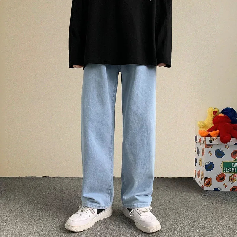Korean Fashion Baggy Jeans Men Streetwear Loose Straight Wide Leg Pants Male Clothing Black Light Blue 241105