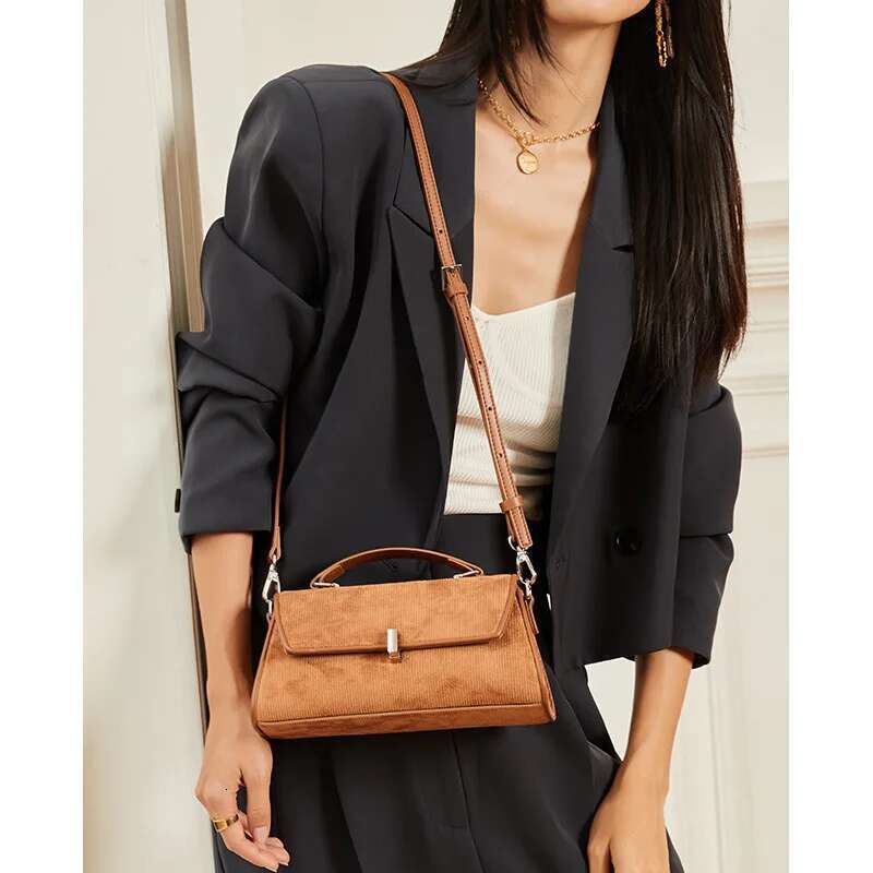 Designer Bag New Caramel Coffee Color Small Box Flap Bag Matte Suede + Split Leather Women Crossbody Shoulder Bag Daily-Use Winter Purse Saddle bag