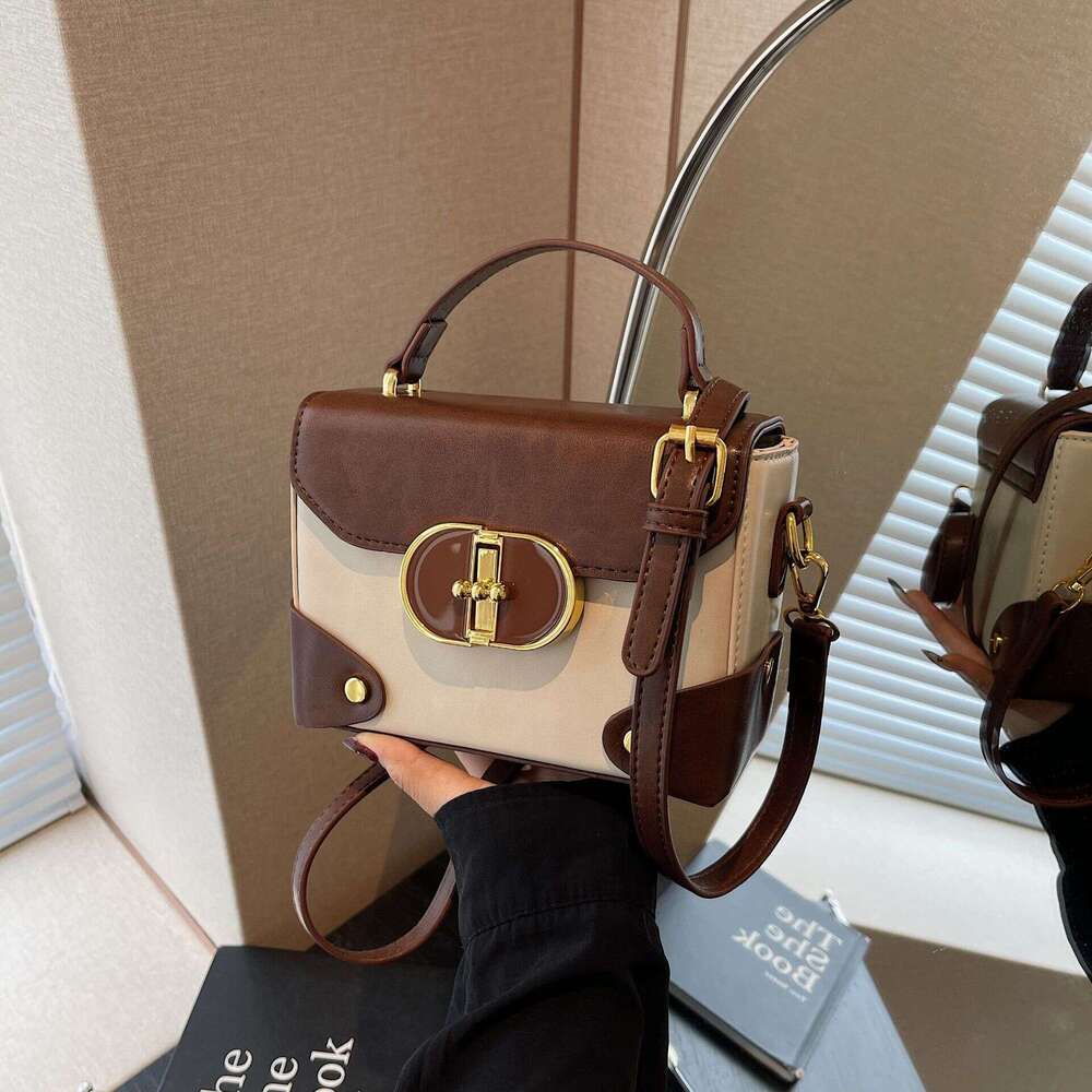 2024 new women's bag popular niche design, light luxury, fragrance style, small square bag, high-end and versatile one shoulder handbag