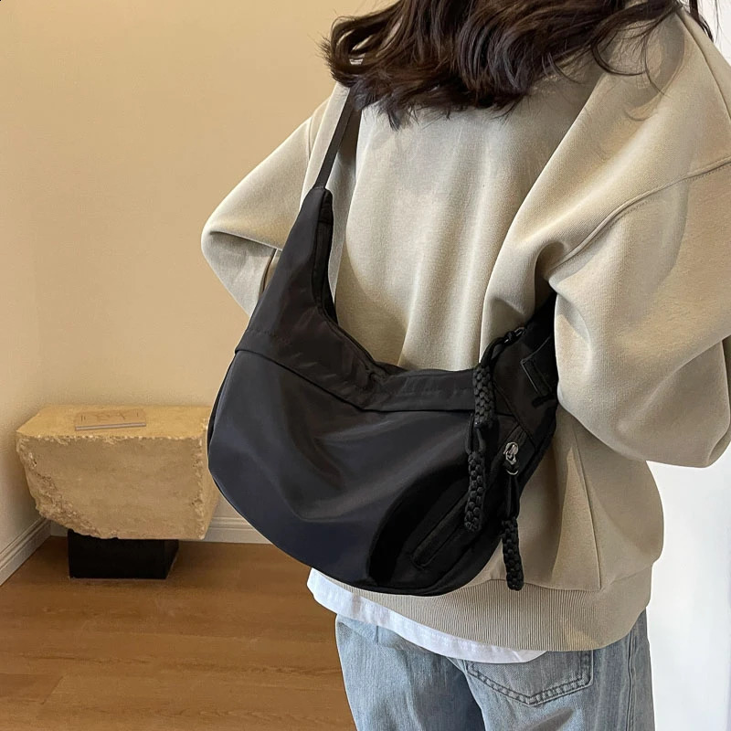 Nylon Zipper Womens Cross Body Bag Casual Edition Youth Fashion Womens Shoulder Bag Bolsas Para Mujeres 241105