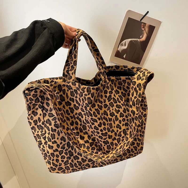 Designer Bag Large Capacity Leopard Print Shoulder Bags Zipper High Quality Bags For Women 2024 Casual Fashion Classic Tote Hot Sale