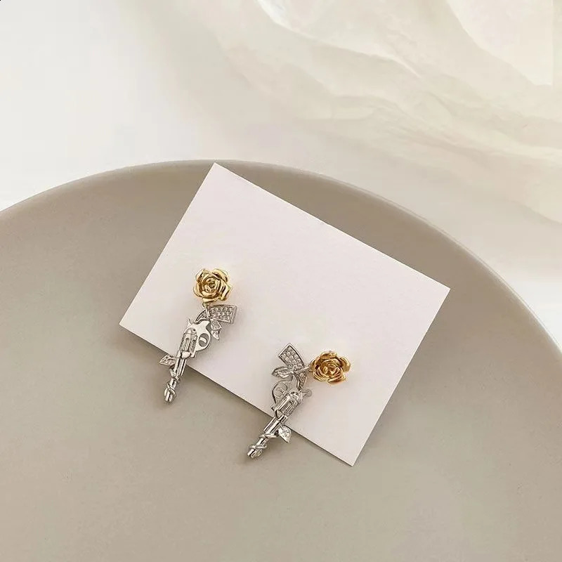 Gold Rose Flower Stud Earrings Gothic Gun er Jewelry Ear Piercing Y2K Accessory Fairy Grunge Earing Trend In Gift 241105