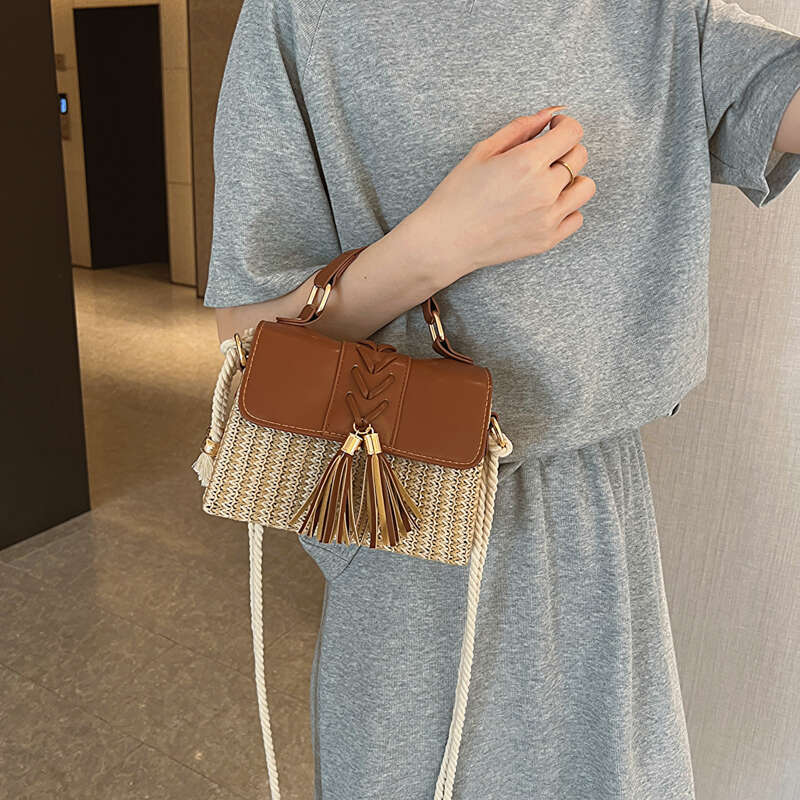Straw Beach For Women 2025 Summer New Designer Handbags Hit Color Tassels Shoulder Crossbody Box Bag Sac A Main