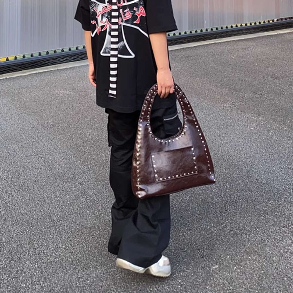 Designer Bag 24 New Retro Rivet Decorative Shoulder Bag European And American Motorcycle Wind Oil Wax Leather Armpit Handbag For Women