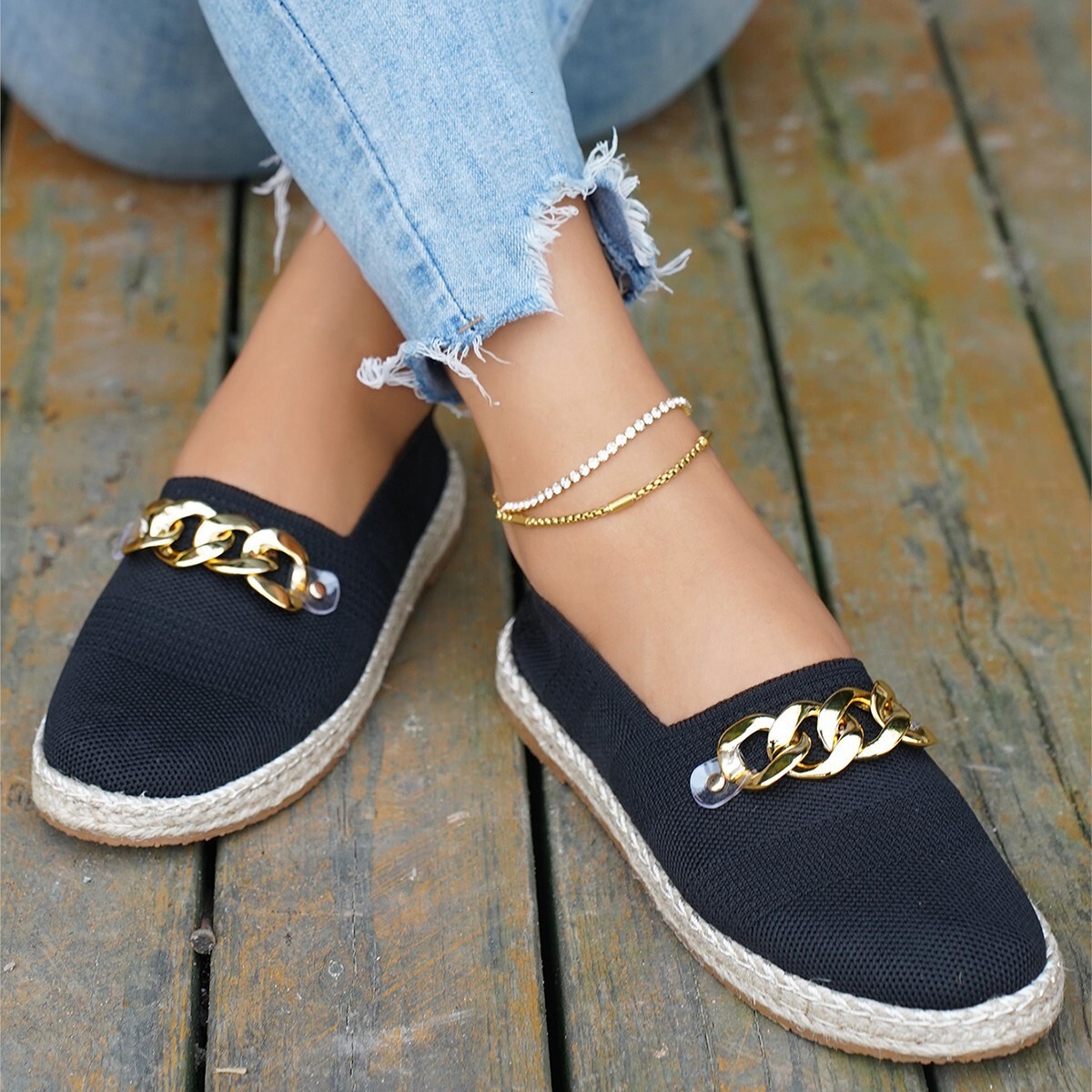 Autumn and winter new metal flat bottom breathable casual single shoes for women, plus plus size hemp rope fly woven one foot lazy shoes for women