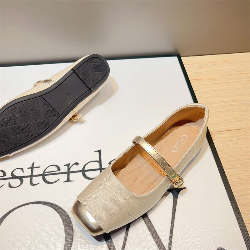 French Flat Bottomed Versatile Mary Jane Shoes For Women, Korean Version, New Spring And Autumn Dress, Small Fragrant Style, One-Piece Temperament, Si