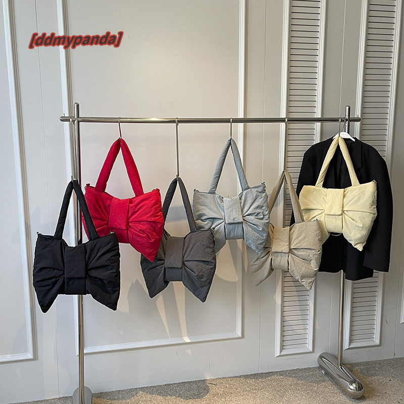 2024 new minimalist canvas one shoulder bag, cute and exquisite bow tie, niche crossbody commuting tote bag #31 ddmypanda