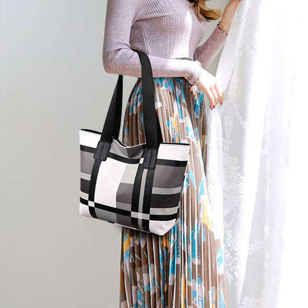 Designer Bag Striped Plaid Tote Bag For Women, New Fashionable Women's Shoulder Bag, Handbag For Women, Commuting Bag, Big Bag For Women-Ljx