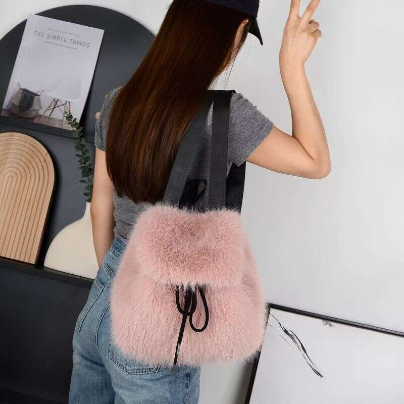 2024 Women's New Autumn/Winter Bag High Beauty Explosive Street Edition Plush Backpack