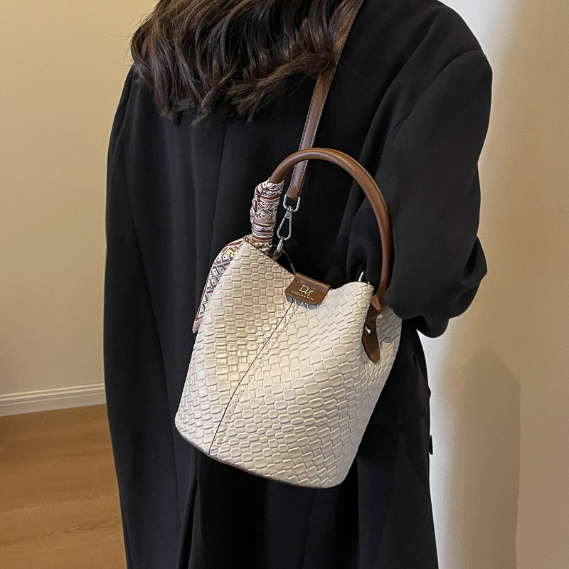 Wallet Designer Bag Tote Bags Niki Purse Duncks Fashion Classic 10a Top Woman Handbagevening Autumn Winter New Womens Simple Handbag Fashionable Saddl