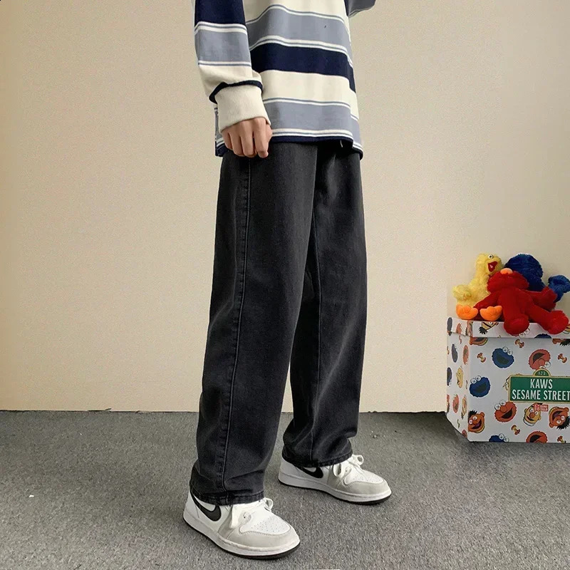 Korean Fashion Baggy Jeans Men Streetwear Loose Straight Wide Leg Pants Male Clothing Black Light Blue 241105