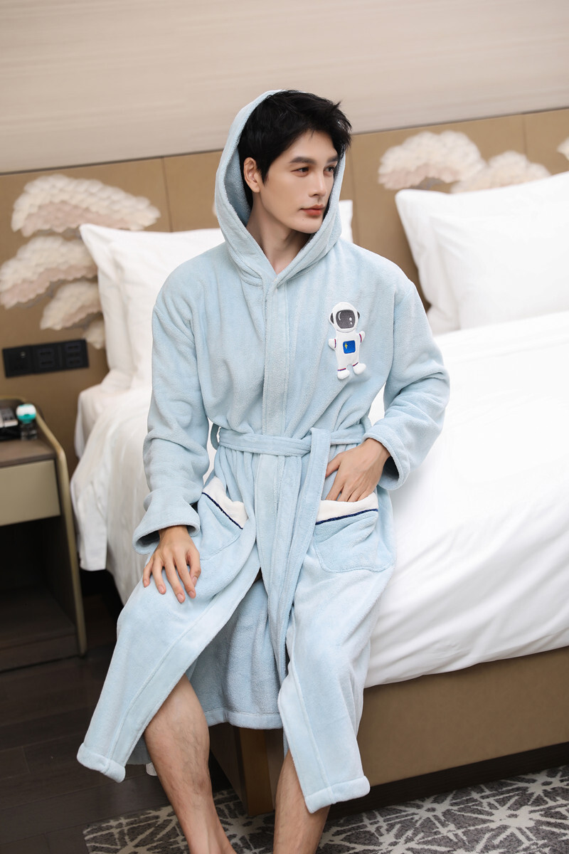 New designer coral fleece pamas men's autumn and winter, thick and elongated hat, winter warm and absorbent yukata, men's and women's b