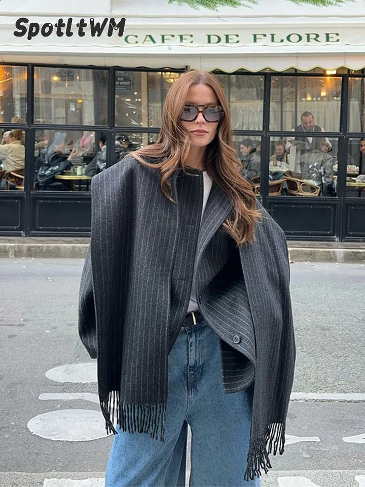 Causal Fashion Striped Scarf Collar Short Jacket Women Wool Blend Single Breasted Crop Coat Autumn Street Warm Outwear 241105