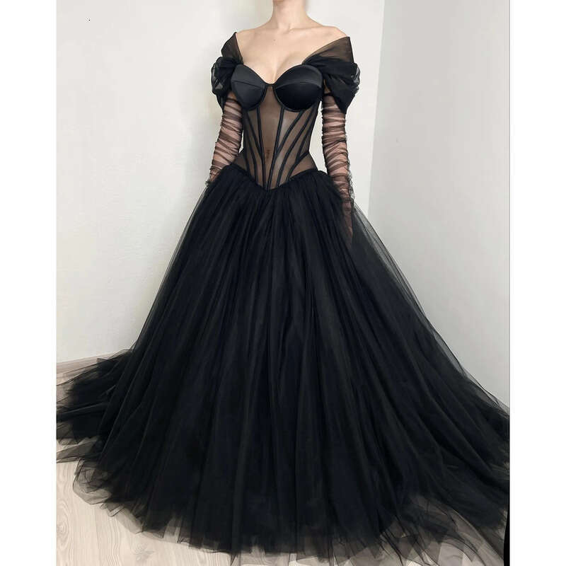 Elegant A E Gothic Illusion Long Sleeves Boho Dresses Bridal Gowns Bone Bodice Tulle Country Black Wedding Dress legant