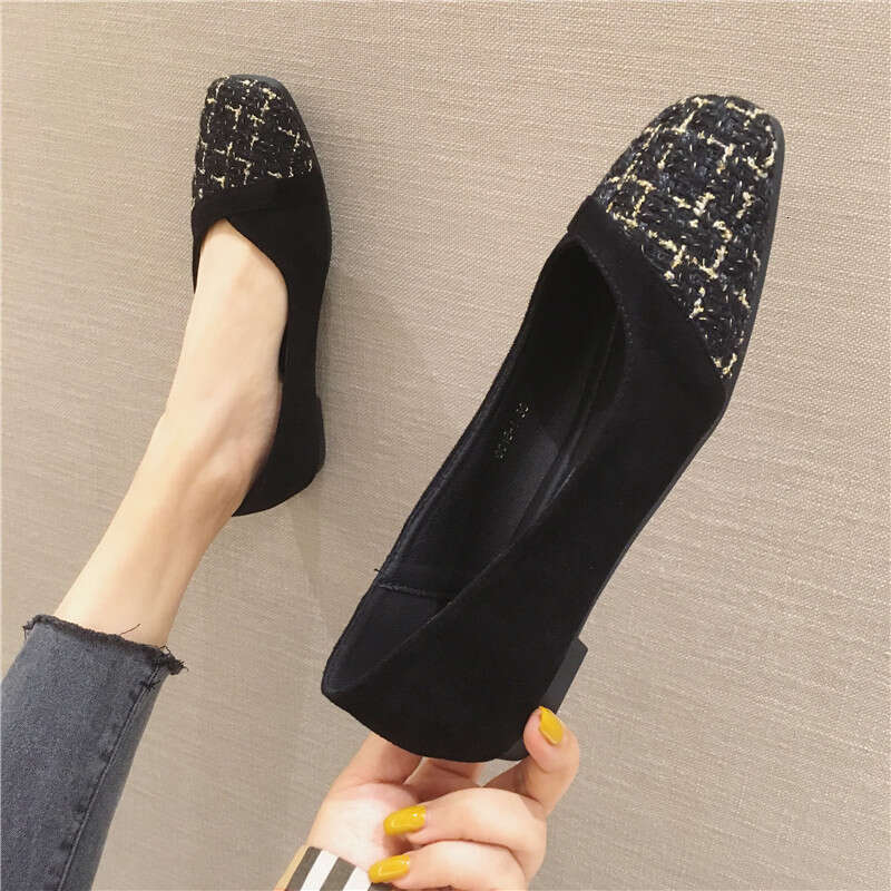 2023 Spring New Korean Edition Versatile Square Head Shallow Mouth Small Fragrant Style Flat Comfortable Soft Bottom Bean Single Women's Shoes