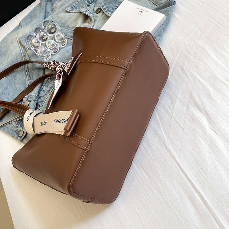 Designer Bag Women's Bag New Summer Black Handbag Large Capacity Shoulder Bag Niche Commuter Woman Bag Tote Bag