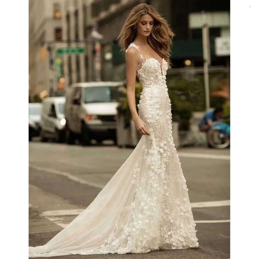V Deep Spaghetti Dresses Berta Neck Sexy Full D Ral Applique Sweep Train Bridal Gowns Custom Made Wedding Dress