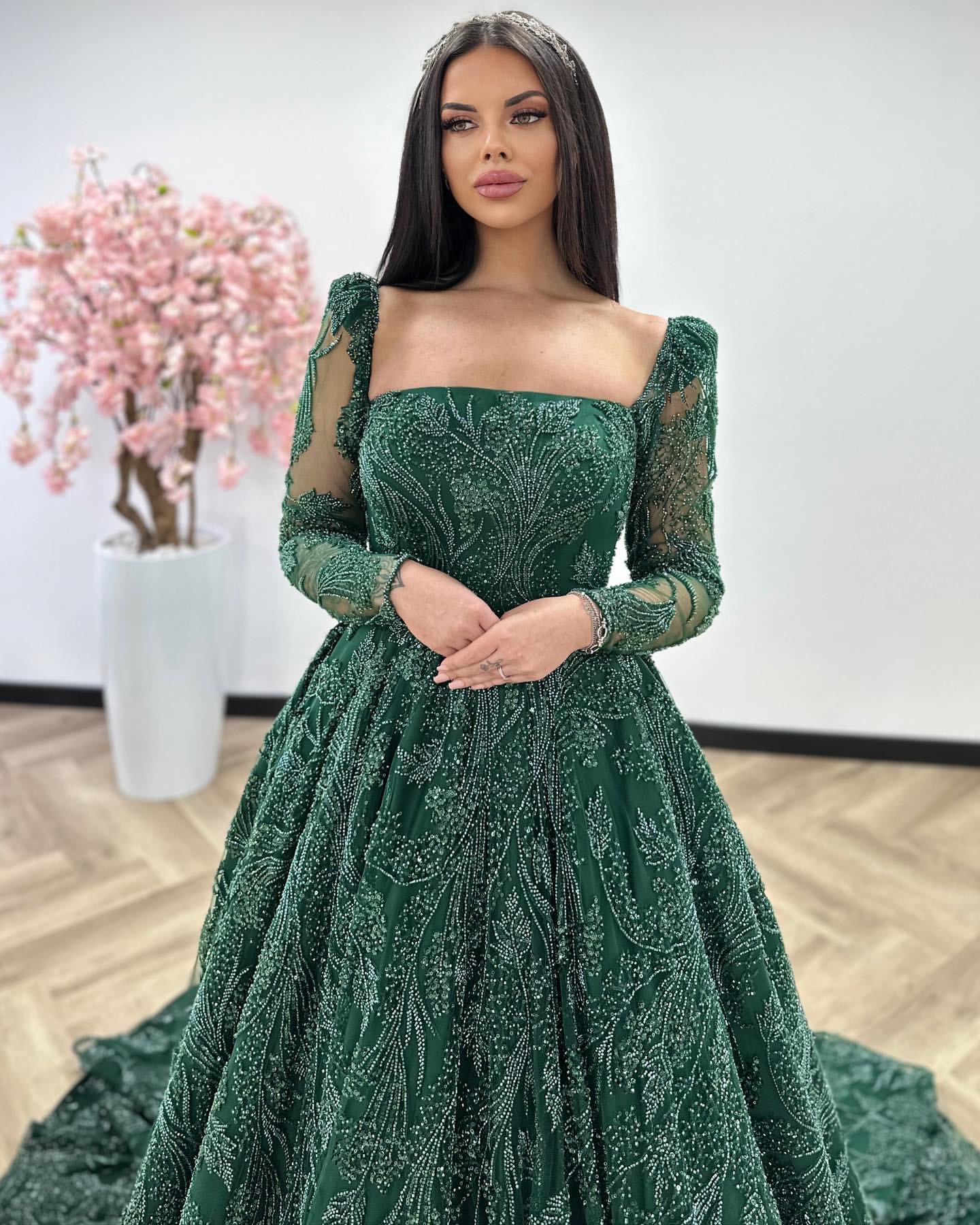 Emerald Green Crystal Evening Dresses Elegant A Line Turkey Prom Dress Beaded Long Sleeves Illusion Formal Party Gowns 0516