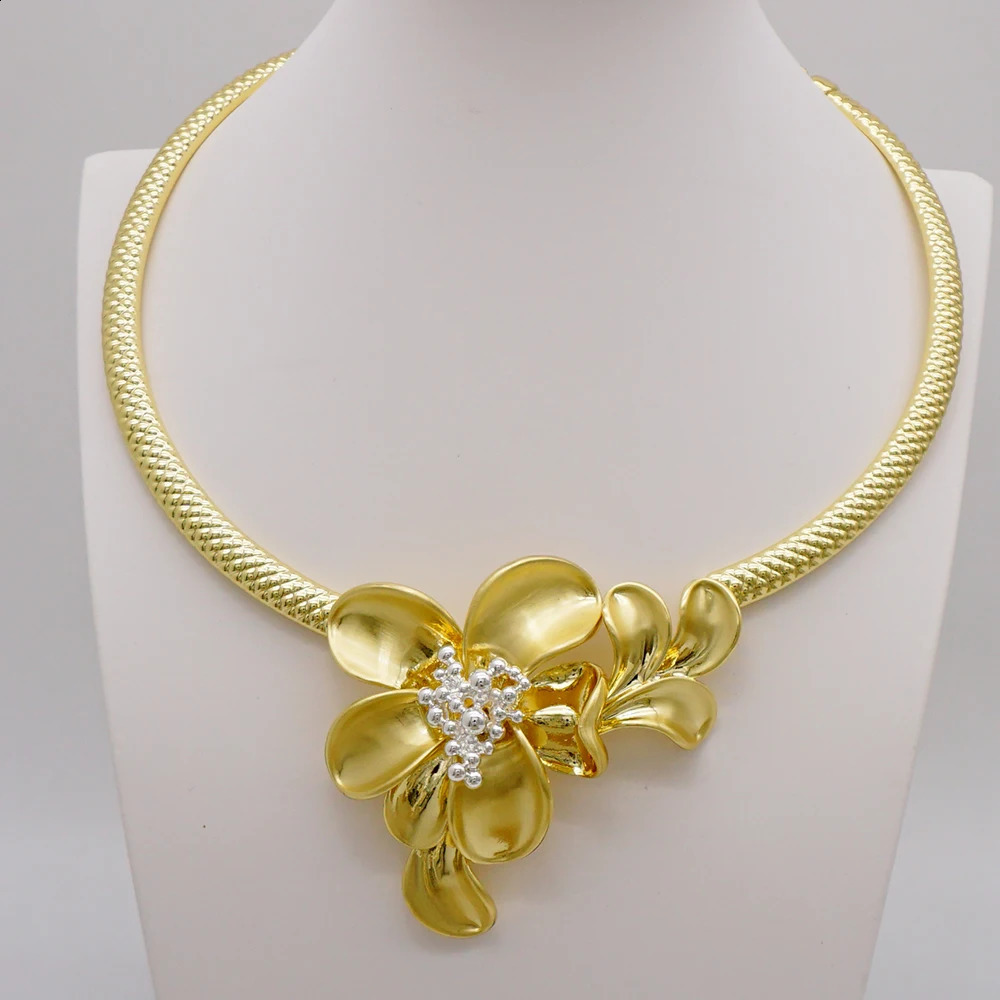 Brazilian Gold Color Flower Jewelry Dubai Jewelry Set For Women Italian Style Necklace Bracelet Earring Italian style jewelry 241105