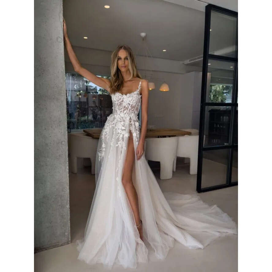 Bohemian Western Country A E Wedding Dresses Beach Spaghetti Straps Illusion Tulle Sleeveless Lace Appliques D Ral Bridal Gowns Side Split Open Back