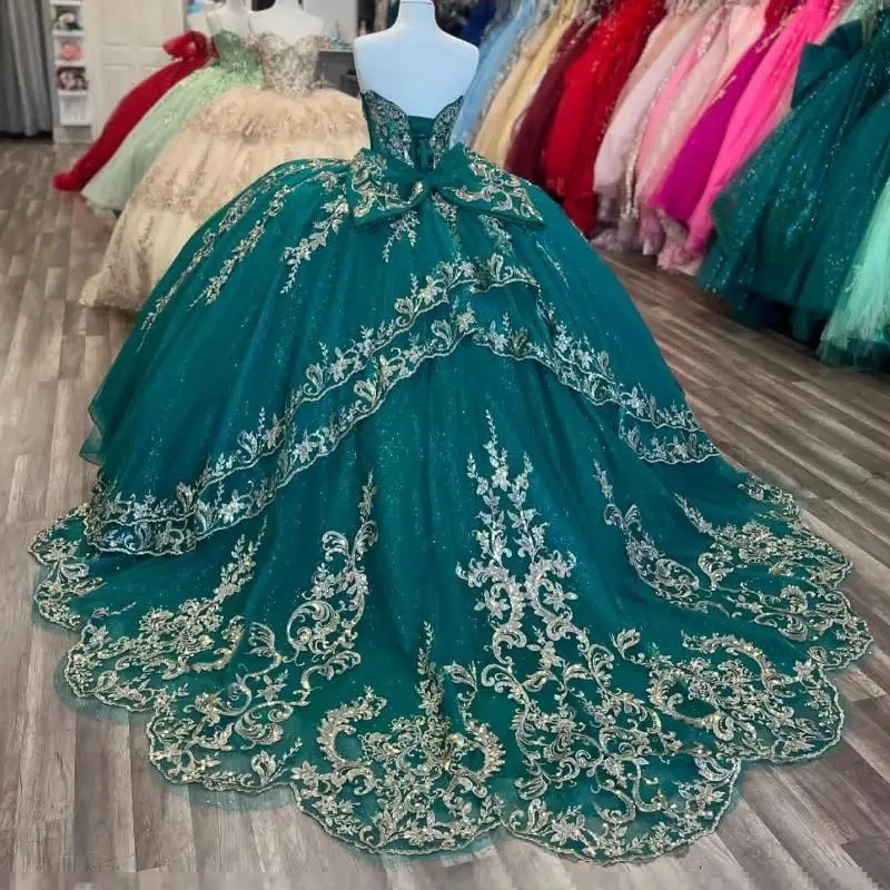 Emerald Green Shiny Quinceanera Dresses Off The Shoulder Princess Applique Lace Bow Beads Crystal Tull Sweet 16 Birthday Party Vestido De 15 Anos