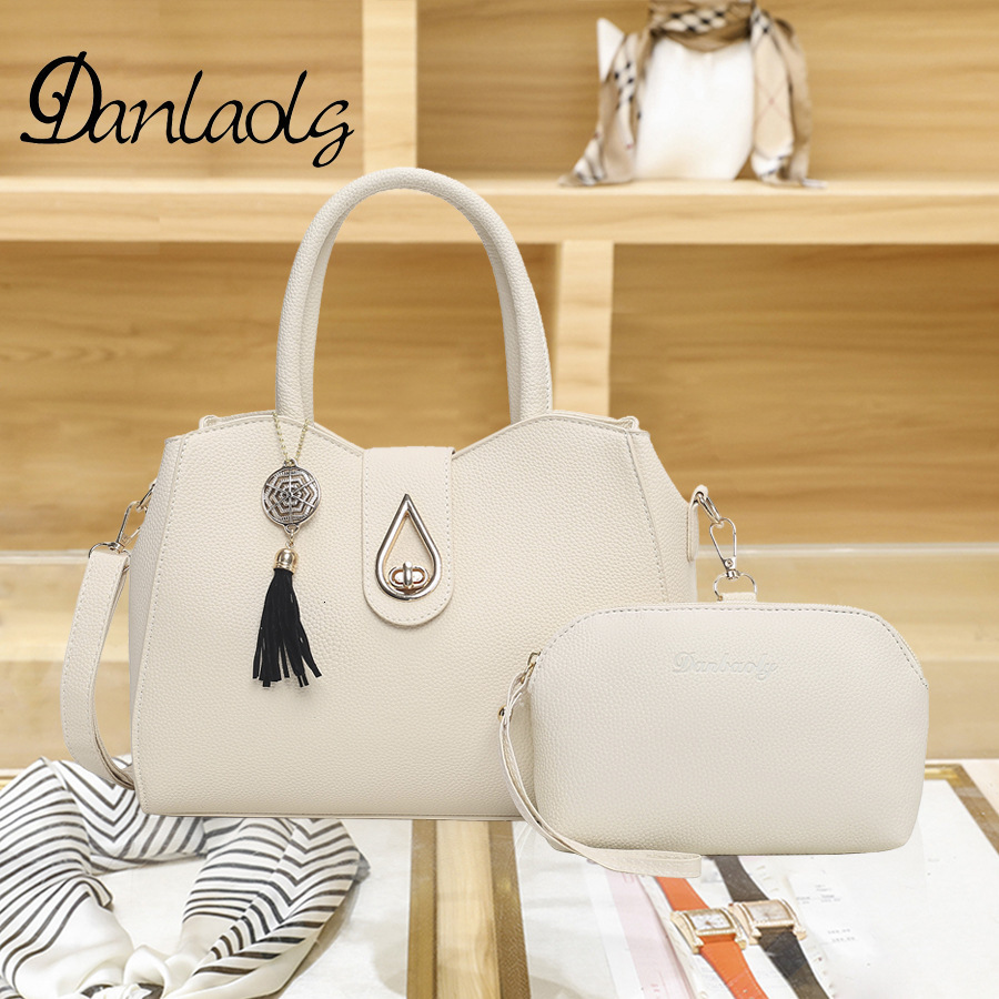 Designer's new multifunctional handbag, women's one shoulder slanted small bag, fashionable bag