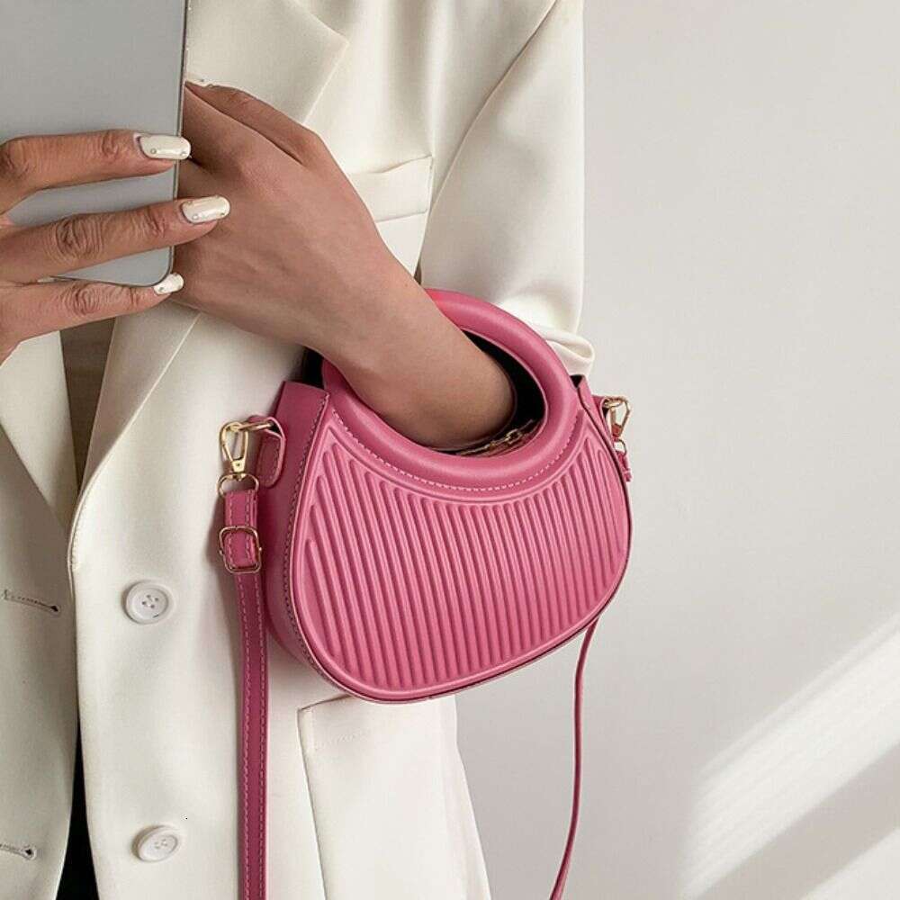 Designer Bag Fashion Women Shoulder Bag Armpit Bag Design Underarm Bag Pleated Saddle Bag Solid Color Messenger Bag Purse Handbags Saddle bag