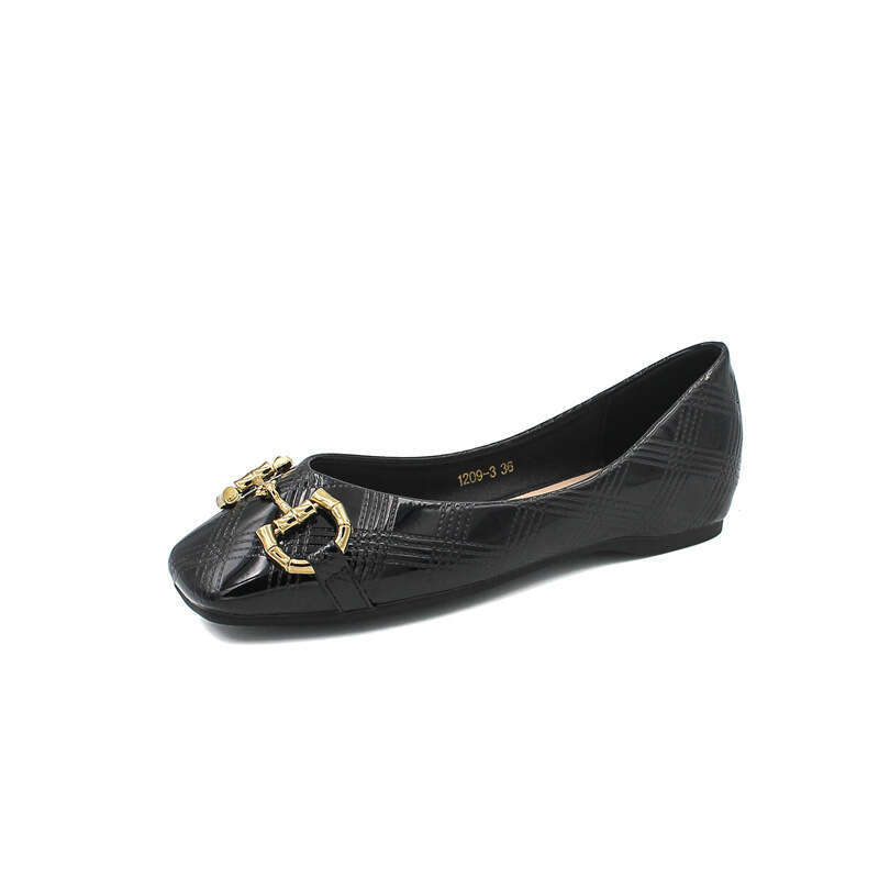 2023 Spring New Women's Head Low Heel Metal Buckle Single Shoe Cover Foot Shallow Mouth Fashionable Lacquer Leather Flat Shoes