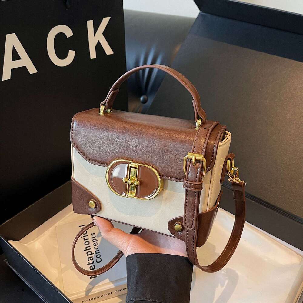 2024 new women's bag popular niche design, light luxury, fragrance style, small square bag, high-end and versatile one shoulder handbag