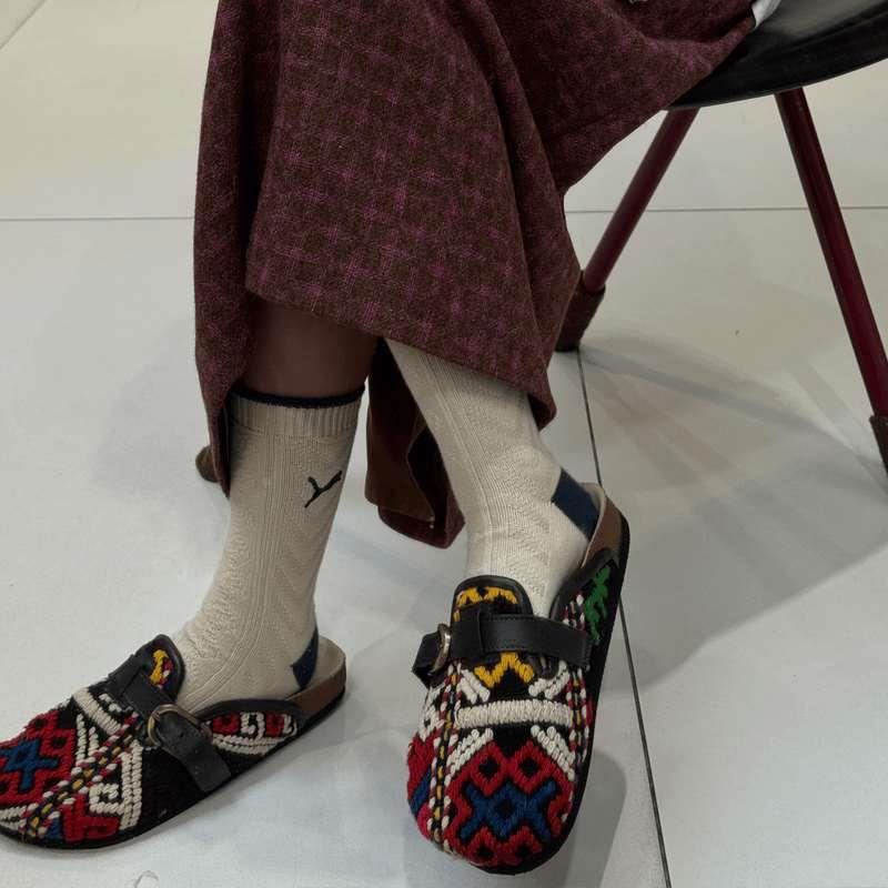 Women's Vintage Hand Woven Color Blocked Haken Shoes.