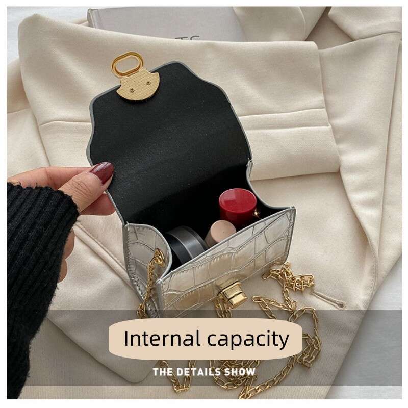 Designer Bag Korean Style Leather Bright Surface Shoulder Bag Chain Mini Crossbody Bag Fashion Metal Buckle Girl Small Wallet Lipstick Pouch handbag