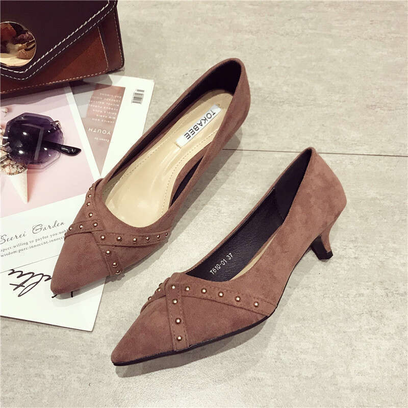 2023 Spring New Pointed Shallow Mouth Black French Girl's Fine Tailored Shoes, Middle Heel, High Heels, Women's Shoes
