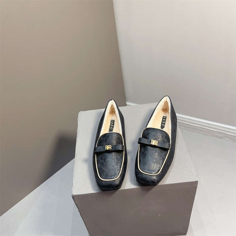 Chinese Style Flat Bow Soft Soled Bean For Women, Korean Version, New One Foot Cover With Plush Warm Fur Shoes