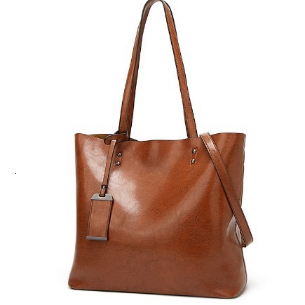 New designer bag for women's fashion handbag, oily leather large capacity single shoulder handheld fashion bag