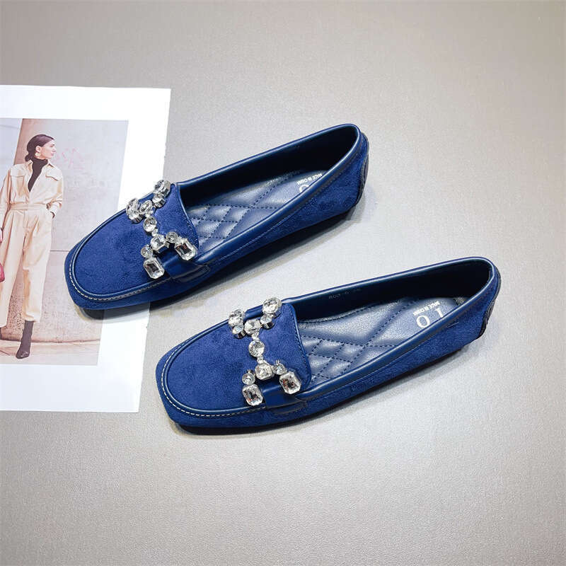 Soft Soled Bean For Women, Korean Version, New Fashionable Versatile, With Rhinestone Buckle, Suede, Square Toe, Flat Bottom, And Large Size Single Sh