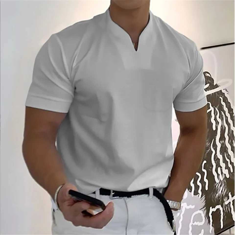 Summer solid color V-neck buttonless collarless mens short sleeved pocket fashionable casual sports mens shirt W241104