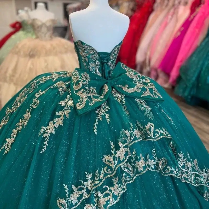 Emerald Green Shiny Quinceanera Dresses Off The Shoulder Princess Applique Lace Bow Beads Crystal Tull Sweet 16 Birthday Party Vestido De 15 Anos