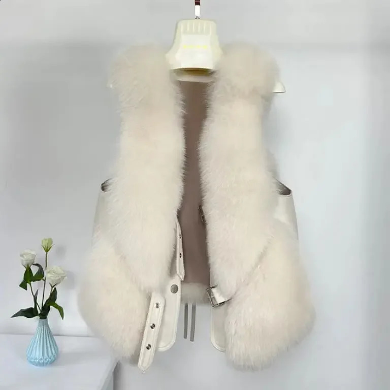 2024 Autumn Winter Fur Coat Women Vest Short Spliced with Solid Color Fur Clothing Shoulder V-neck 241105