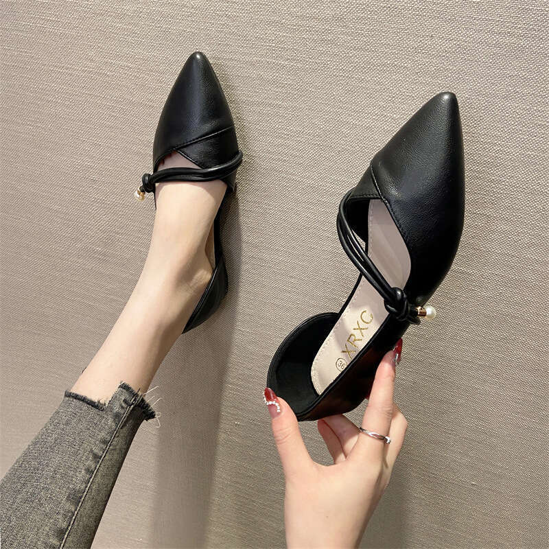 Fairy Style Gentle Shallow Mouth Single Women's Korean Version Spring New Item Pearl Leather Soft Sole Side Hollow Pointed Flat Bottom Scoop Shoe