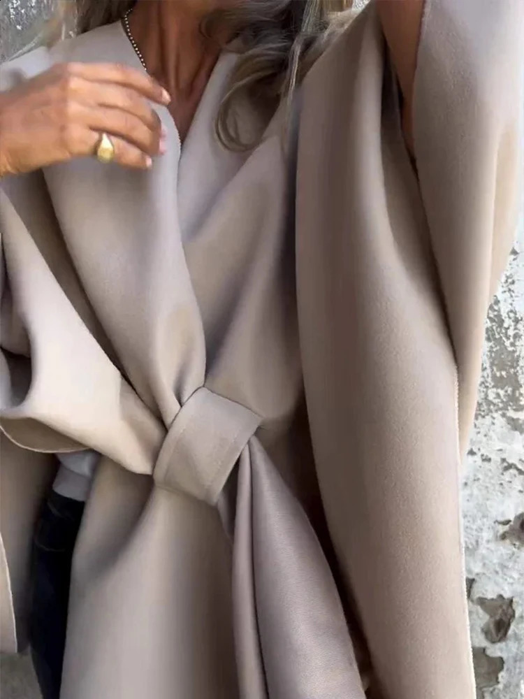 Fashion Soft Wool Blends Poncho Cape Coat Autumn Winter Women Cardigan Shawl Cloak Windproof Solid Casual Jacket 241105
