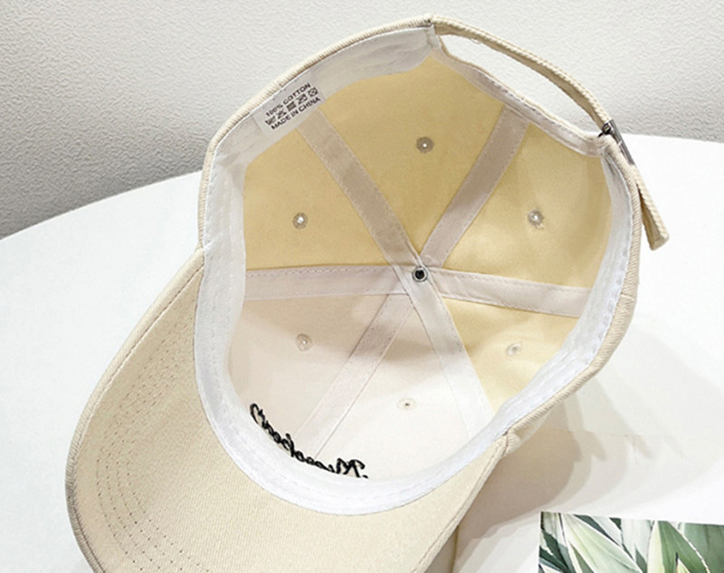 Free shipping New Designer Baseball caps hat Men Women fitted hats Luxury embroidered baseball cap Sun Hats Adjustable cap F-9