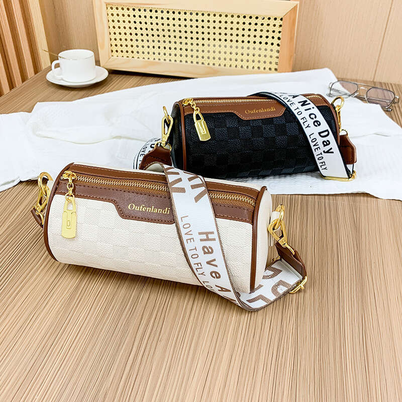 Fashionable street PU single shoulder twill diamond lattice broadband small fragrance new popular women's shoulder bag